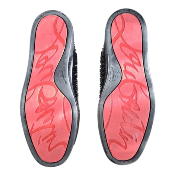 Christian Louboutin - Picture 9 of 9
